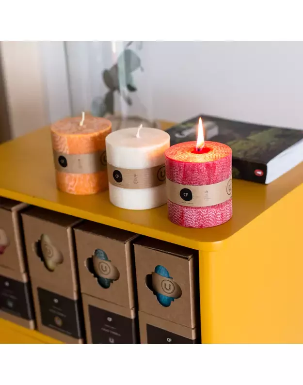 Ароматическая свеча из пальмового воска "Lucky YELLOW" 2